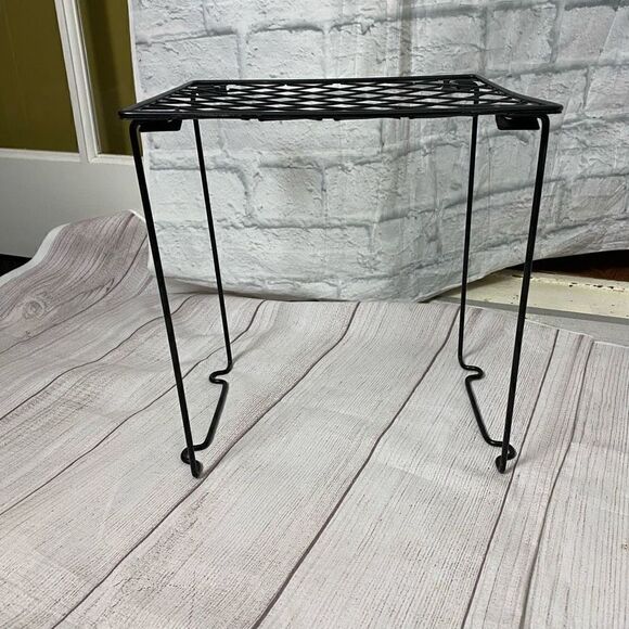 Locker shelf metal collapsible frame black 10”x11” - Picture 9 of 9